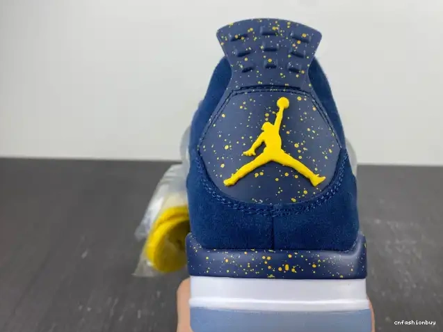 AJ4-1036660 4 Jordan Retro Air (PE) Michigan 0625